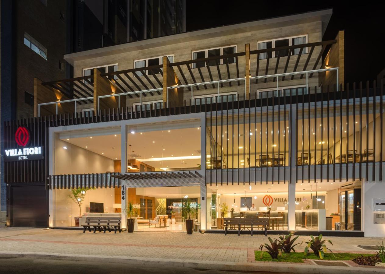 Hotel Villa Fiori Poços de Caldas Kültér fotó