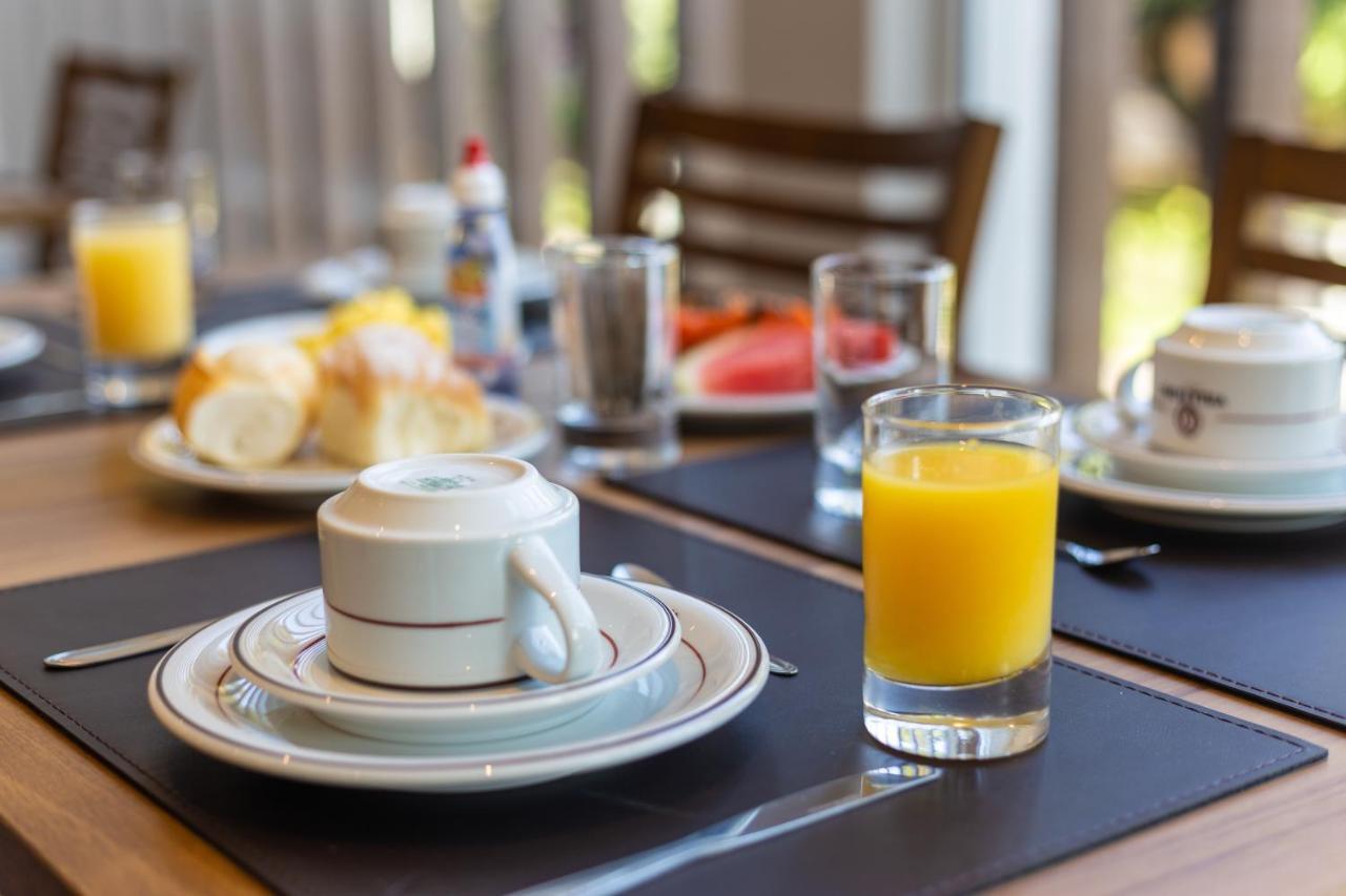 Hotel Villa Fiori Poços de Caldas Kültér fotó